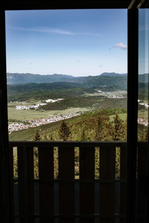 采尔克尼察Dom Na Slivnici住宿加早餐旅馆 外观 照片