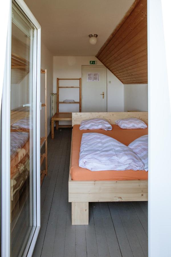 采尔克尼察Dom Na Slivnici住宿加早餐旅馆 外观 照片